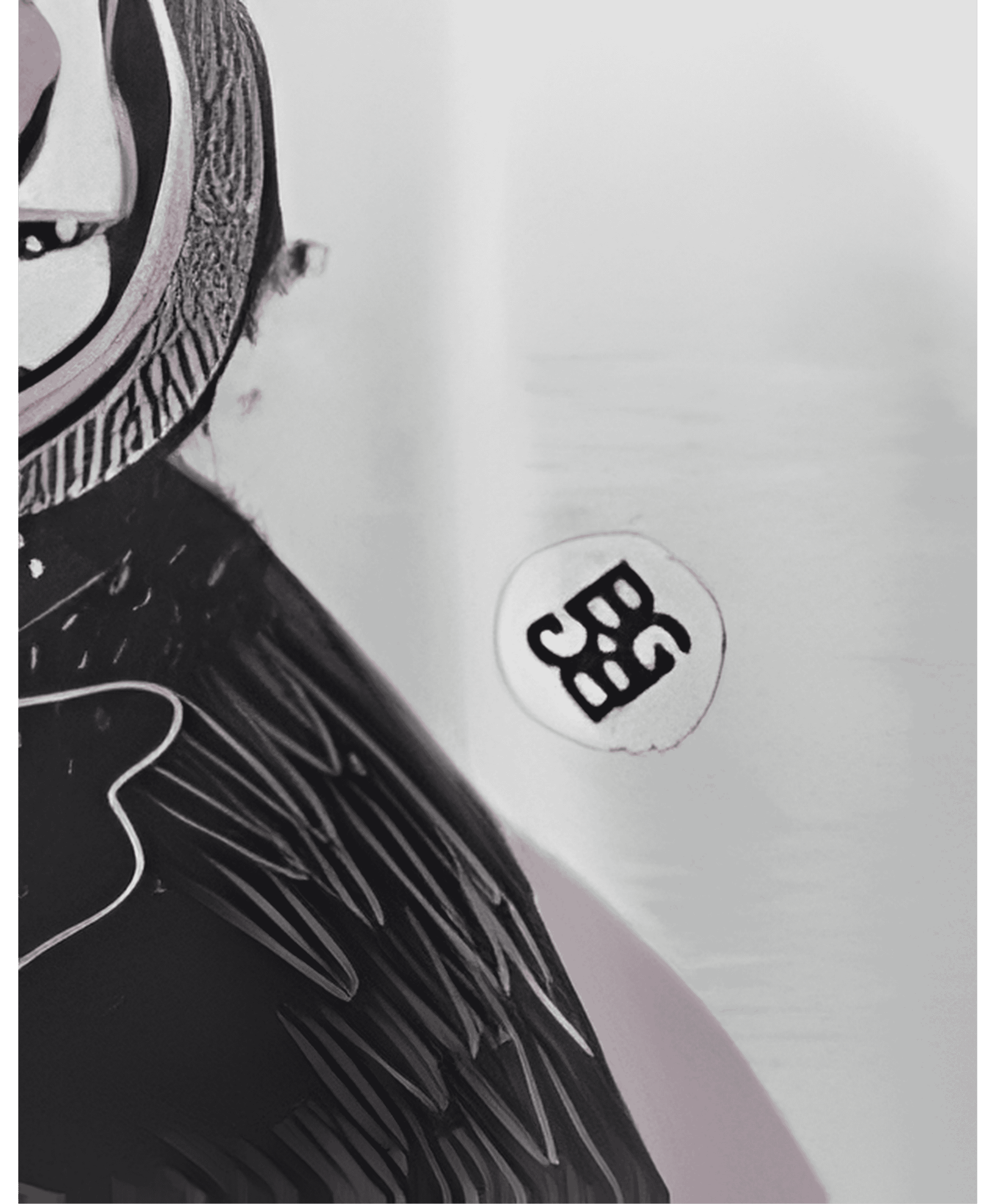 BLACK WING BLOSSOM T-SHIRT