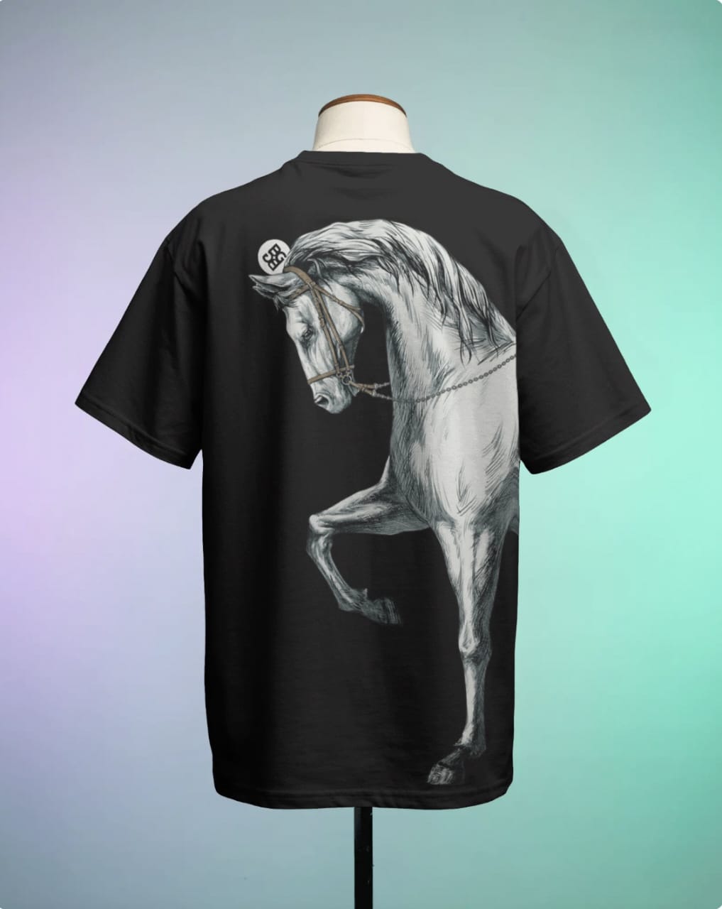 MAJESTIC HORSE PRINT T-SHIRT