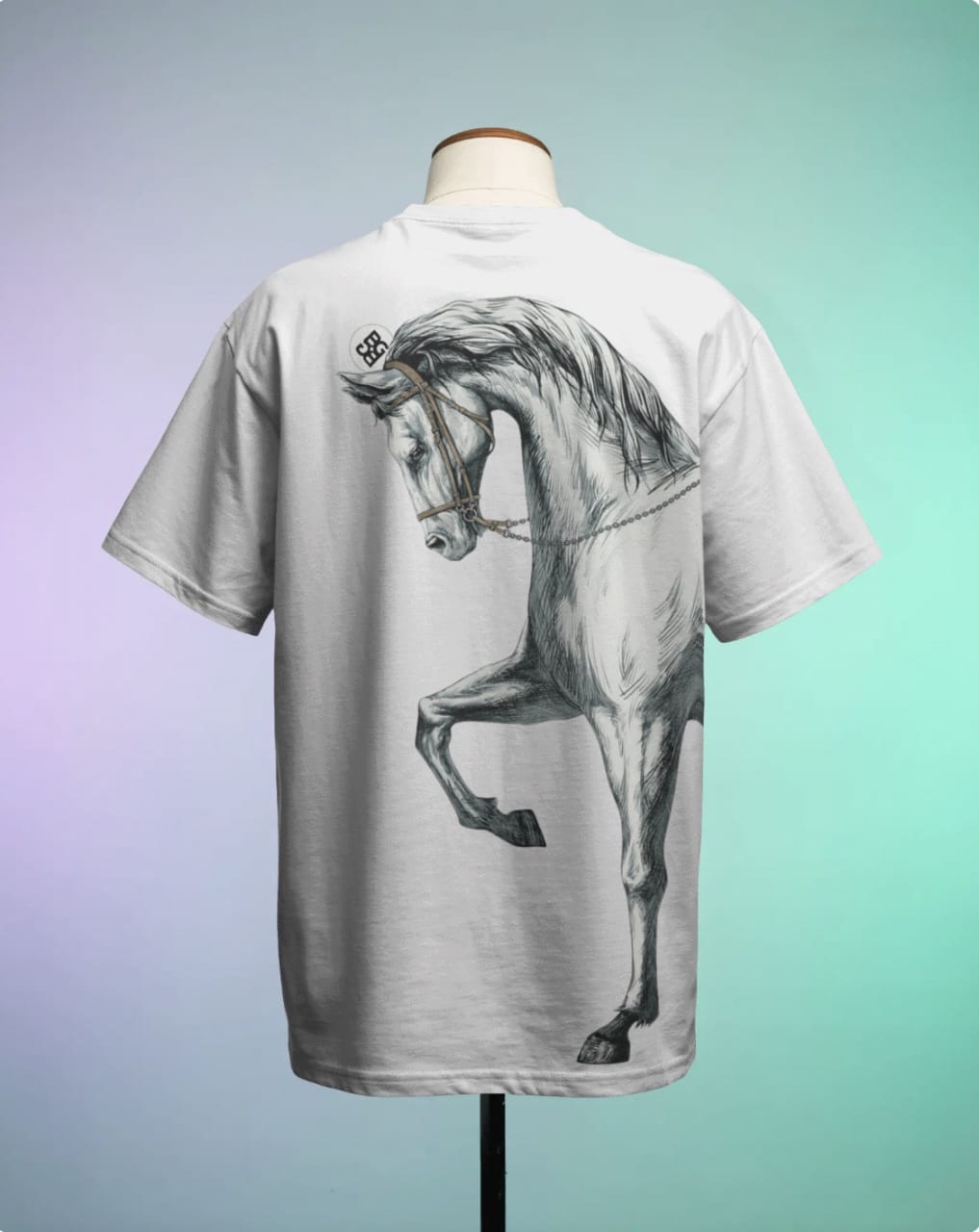MAJESTIC HORSE PRINT T-SHIRT